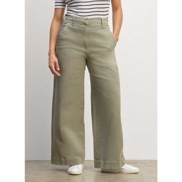 Everlane The Phoebe Trouser in Sage Green 6 - Picture 2 of 8